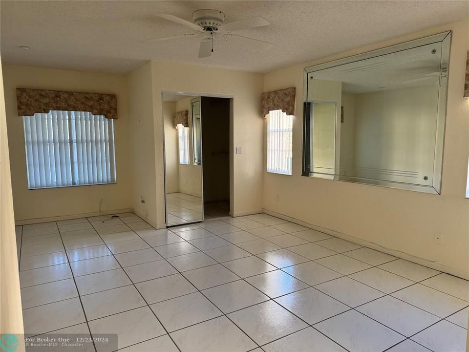 For Rent: $2,650 (2 beds, 2 baths, 1657 Square Feet)