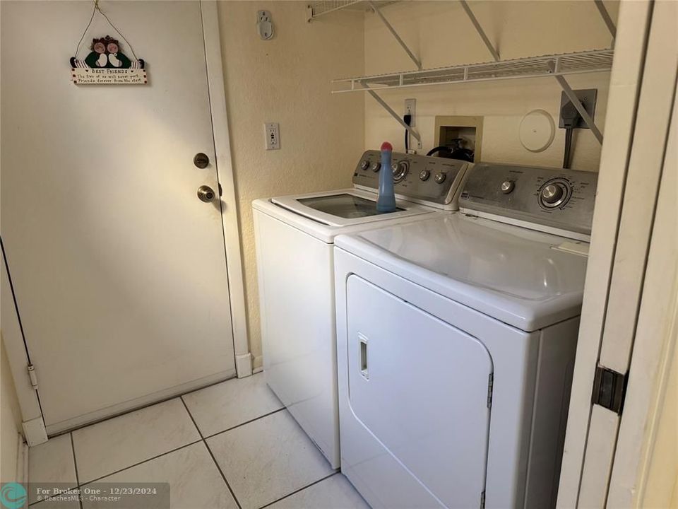 For Rent: $2,650 (2 beds, 2 baths, 1657 Square Feet)