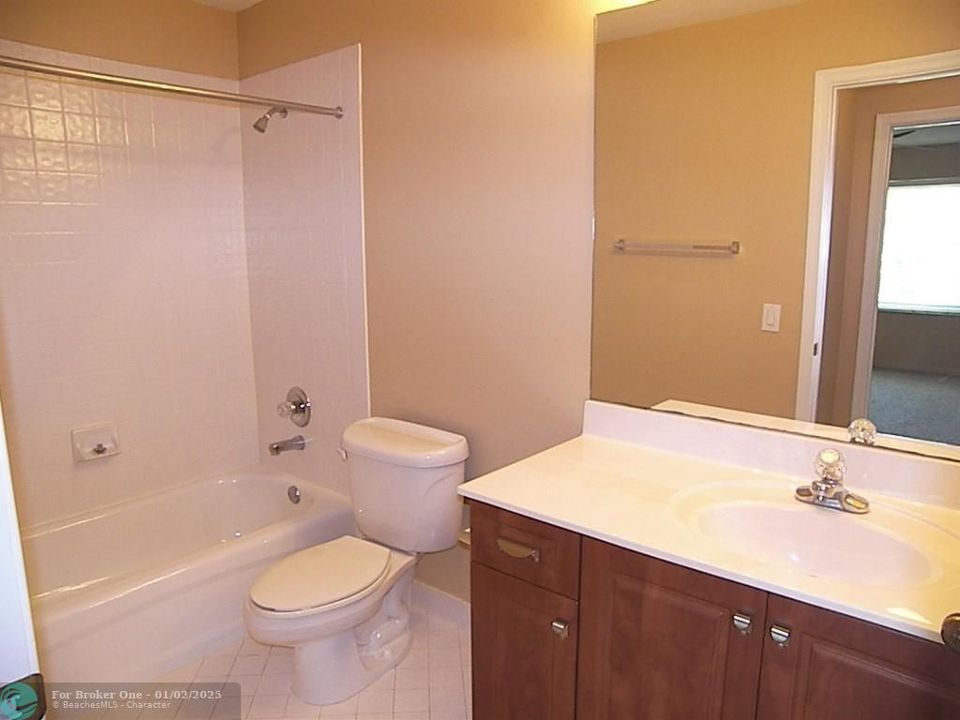 For Rent: $3,100 (2 beds, 2 baths, 1153 Square Feet)