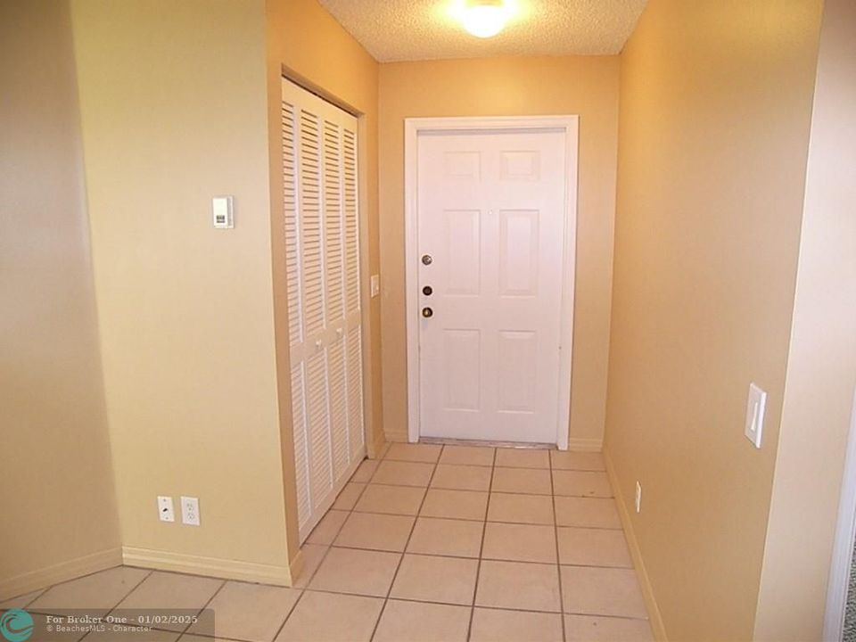 For Rent: $3,100 (2 beds, 2 baths, 1153 Square Feet)