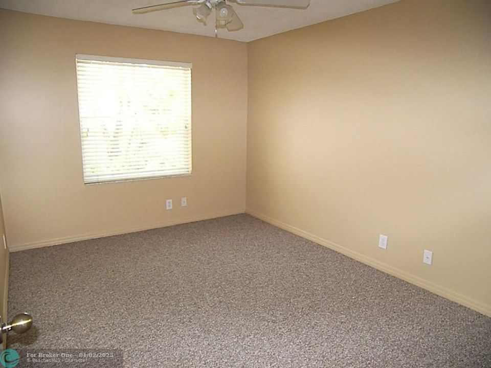 For Rent: $3,100 (2 beds, 2 baths, 1153 Square Feet)