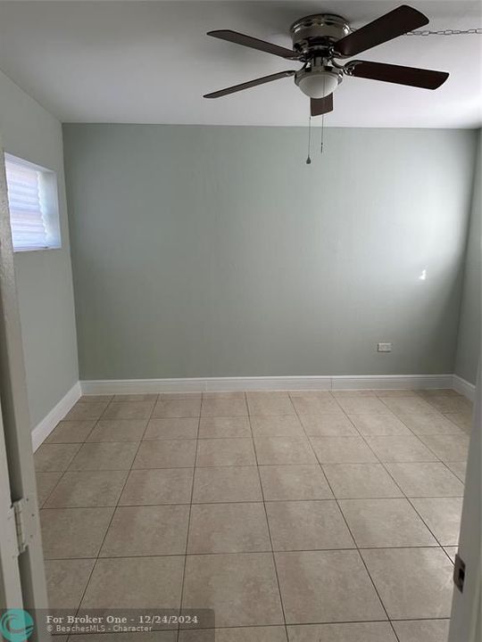 For Rent: $2,800 (3 beds, 2 baths, 1062 Square Feet)