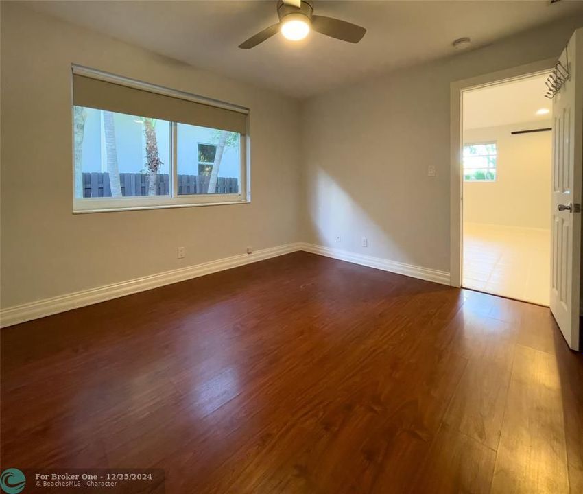 For Sale: $2,300 (2 beds, 1 baths, 1344 Square Feet)