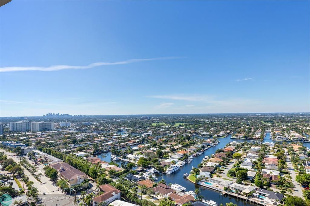 For Sale: $985,000 (2 beds, 2 baths, 1650 Square Feet)