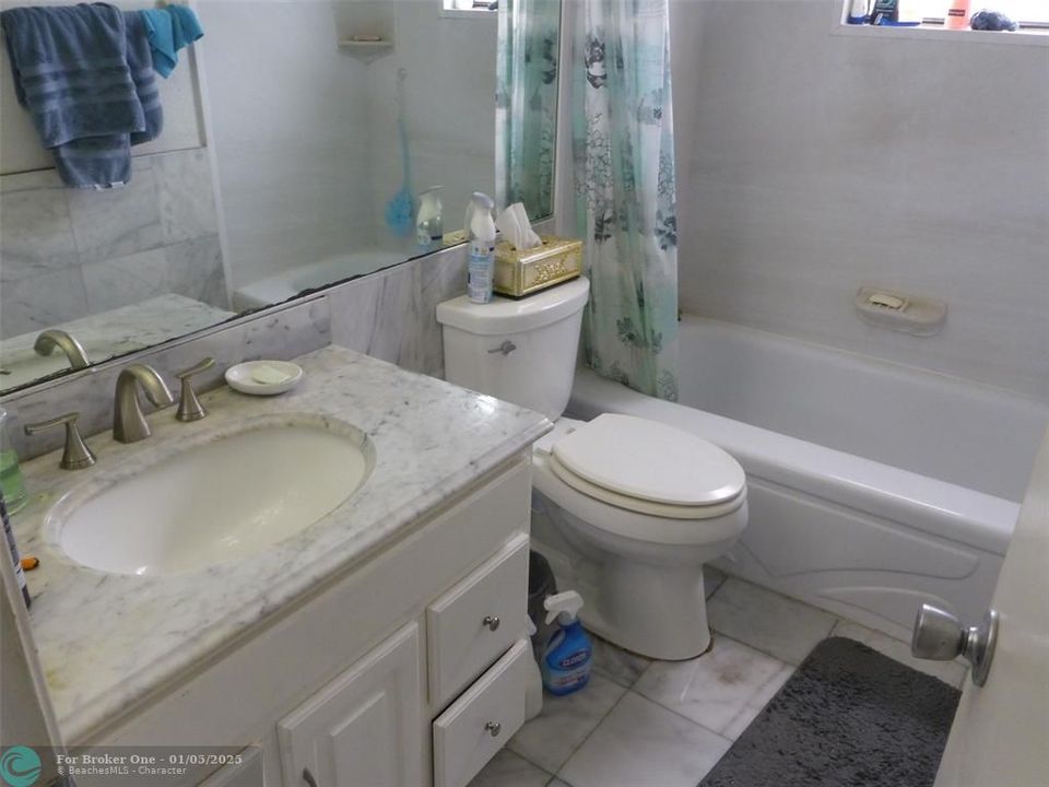 For Sale: $550,000 (4 beds, 2 baths, 1674 Square Feet)