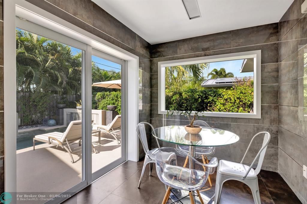 For Sale: $1,949,000 (3 beds, 3 baths, 2332 Square Feet)