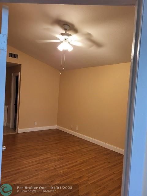 For Rent: $3,000 (3 beds, 2 baths, 1326 Square Feet)