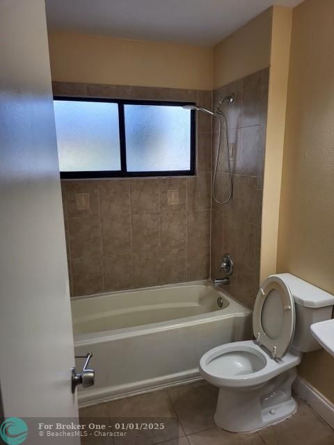 For Rent: $3,000 (3 beds, 2 baths, 1326 Square Feet)