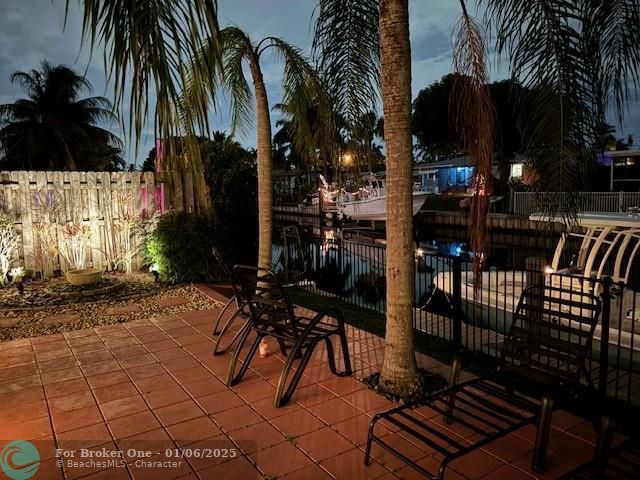 En Venta: $799,000 (3 camas, 2 baños, 1782 Pies cuadrados)