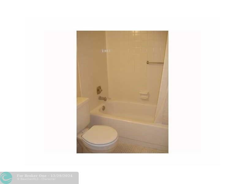 For Rent: $2,000 (2 beds, 2 baths, 0 Square Feet)