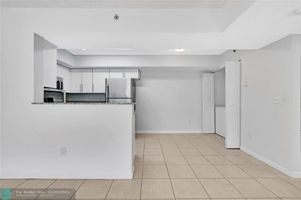 For Sale: $269,900 (2 beds, 2 baths, 1130 Square Feet)