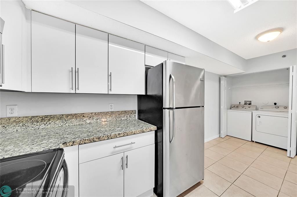 For Sale: $269,900 (2 beds, 2 baths, 1130 Square Feet)