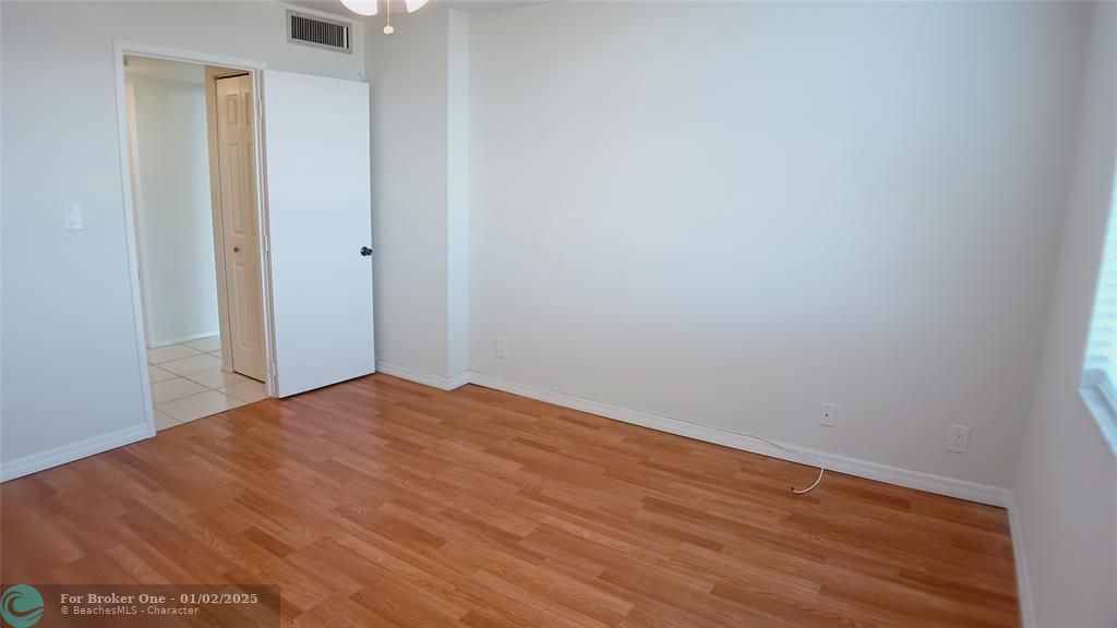 For Sale: $169,777 (1 beds, 1 baths, 630 Square Feet)