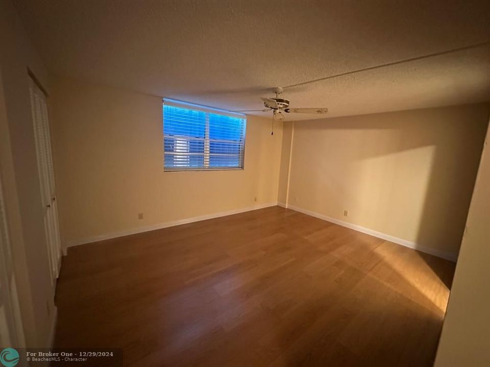 For Rent: $2,000 (2 beds, 2 baths, 1190 Square Feet)