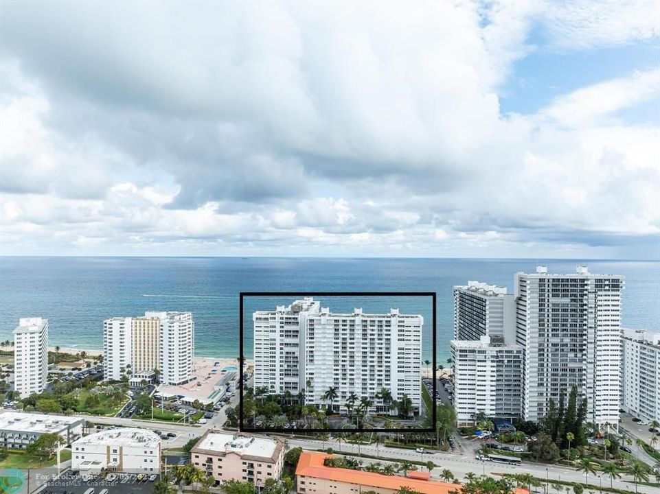 For Sale: $949,000 (2 beds, 2 baths, 1450 Square Feet)