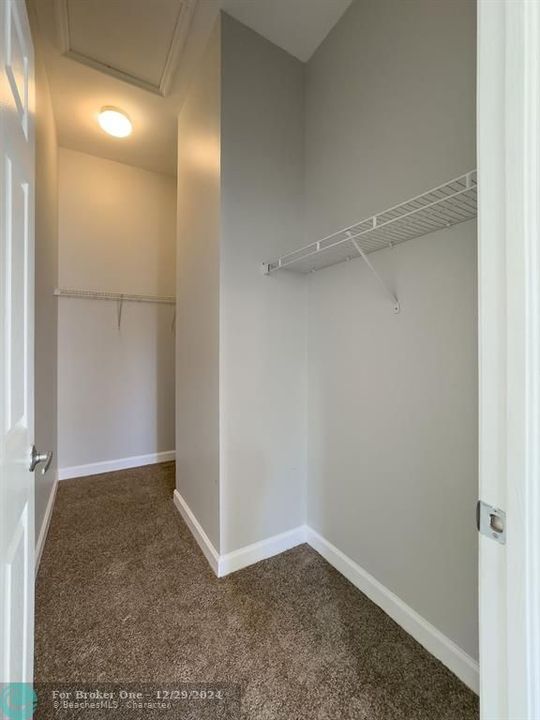 For Rent: $2,800 (2 beds, 2 baths, 1450 Square Feet)