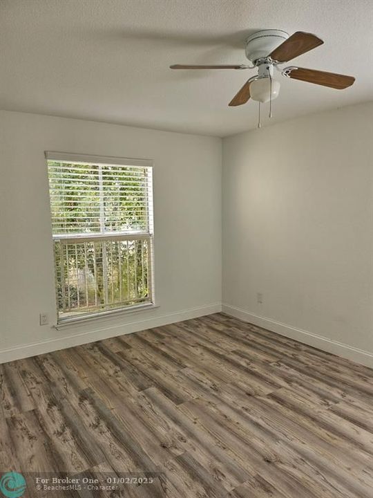 For Rent: $2,100 (2 beds, 2 baths, 1060 Square Feet)