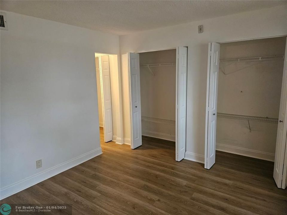 For Rent: $1,750 (1 beds, 1 baths, 800 Square Feet)