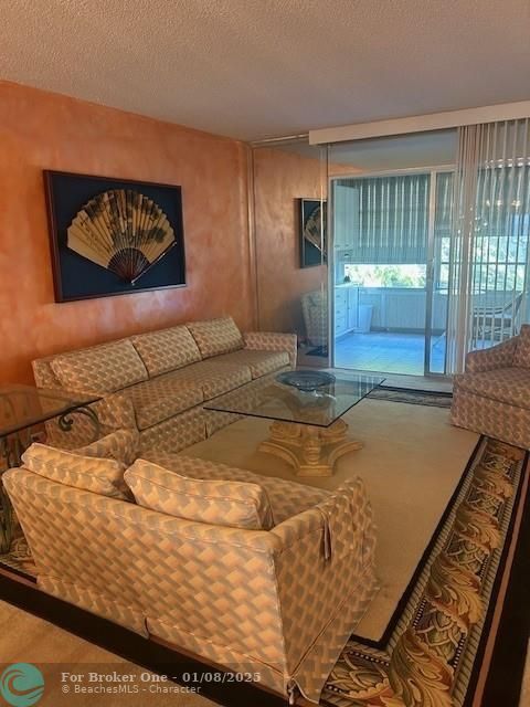 En Venta: $175,000 (2 camas, 2 baños, 1156 Pies cuadrados)