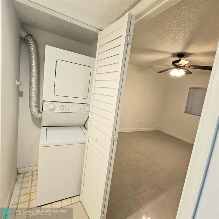 For Rent: $1,700 (1 beds, 1 baths, 659 Square Feet)