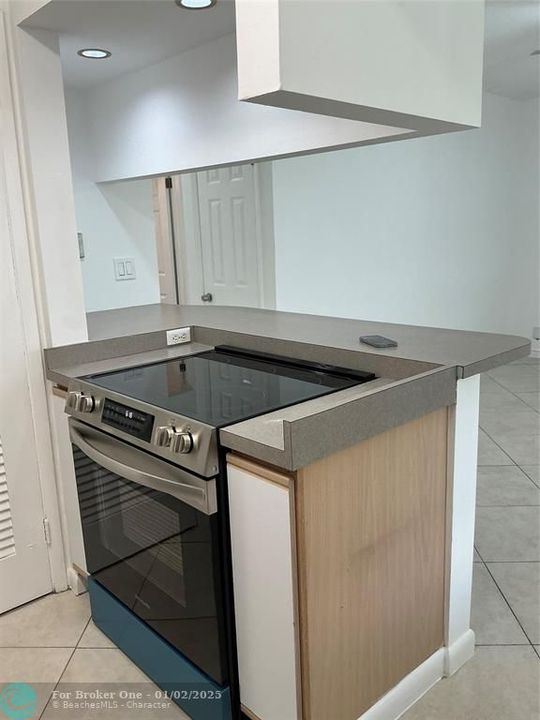 En Venta: $1,695 (1 camas, 1 baños, 680 Pies cuadrados)