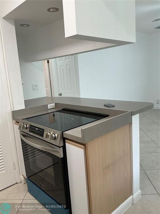 En Venta: $1,695 (1 camas, 1 baños, 680 Pies cuadrados)