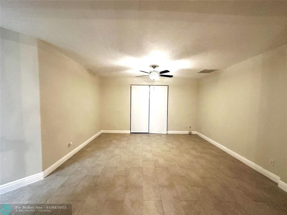 For Rent: $2,795 (4 beds, 2 baths, 1650 Square Feet)