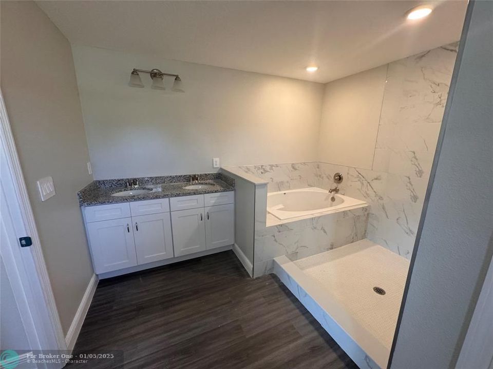 For Sale: $339,000 (4 beds, 2 baths, 1654 Square Feet)