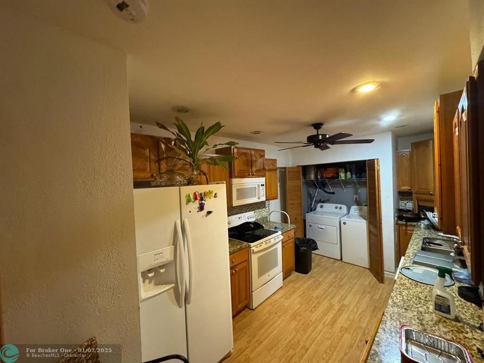 For Rent: $2,200 (2 beds, 1 baths, 2392 Square Feet)