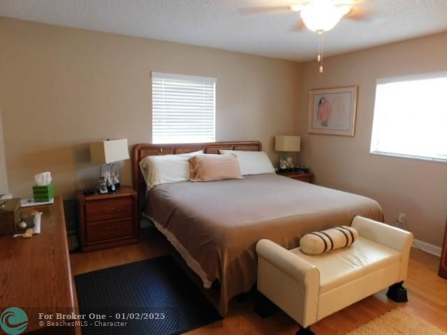 For Rent: $2,700 (2 beds, 2 baths, 1398 Square Feet)