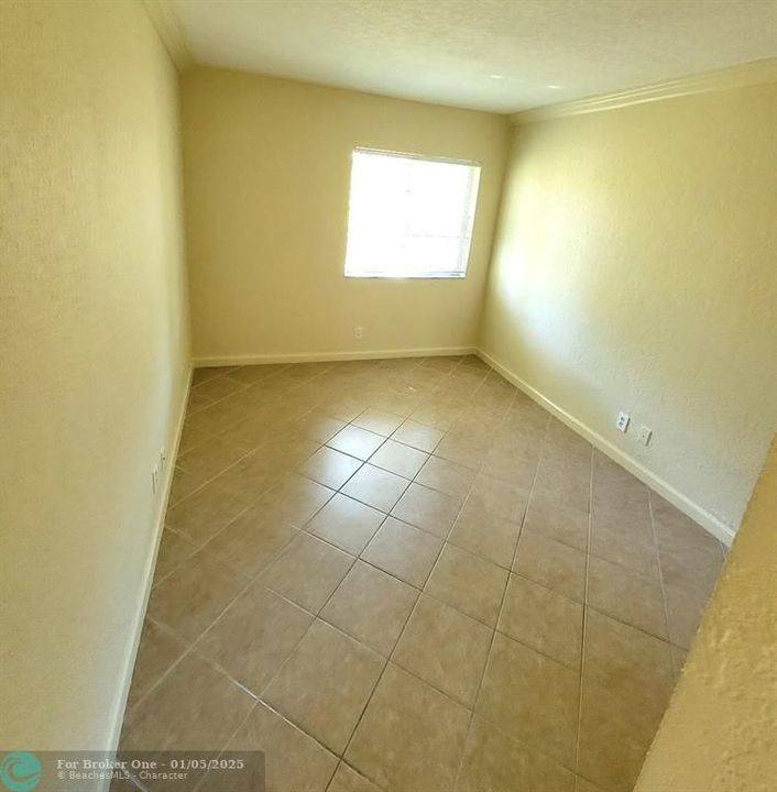 For Rent: $1,750 (2 beds, 1 baths, 607 Square Feet)