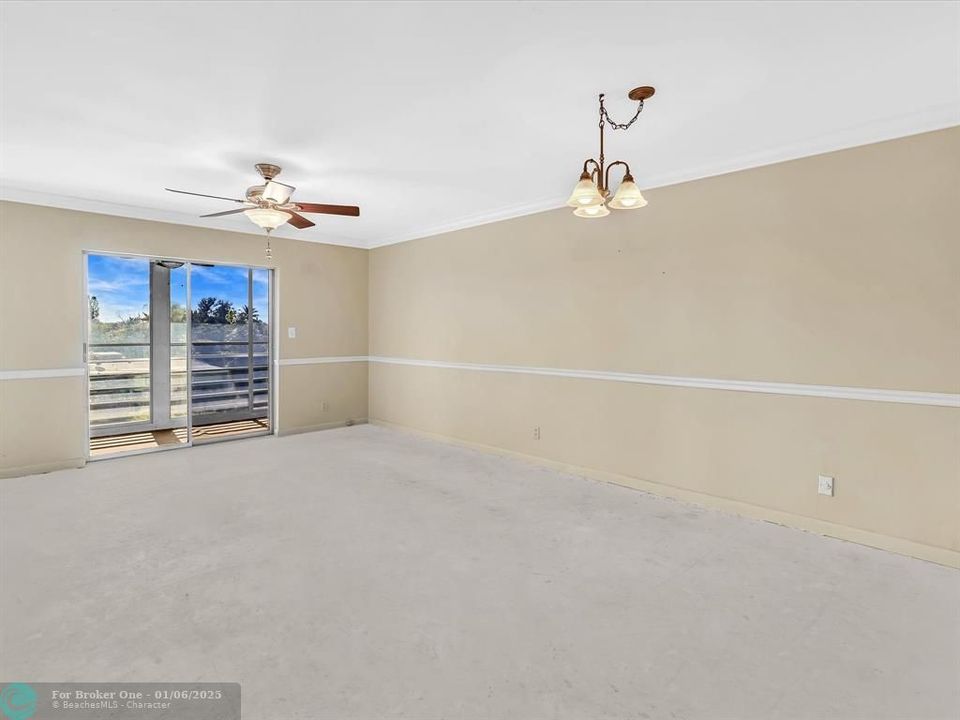 For Sale: $139,000 (2 beds, 2 baths, 1080 Square Feet)