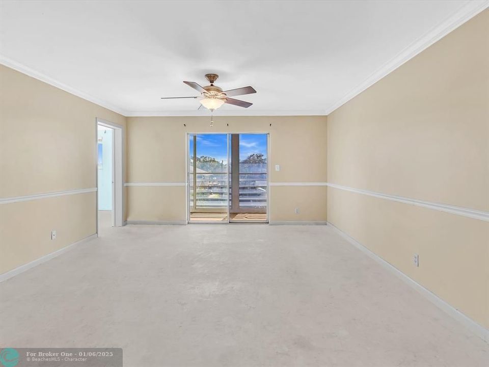 For Sale: $139,000 (2 beds, 2 baths, 1080 Square Feet)