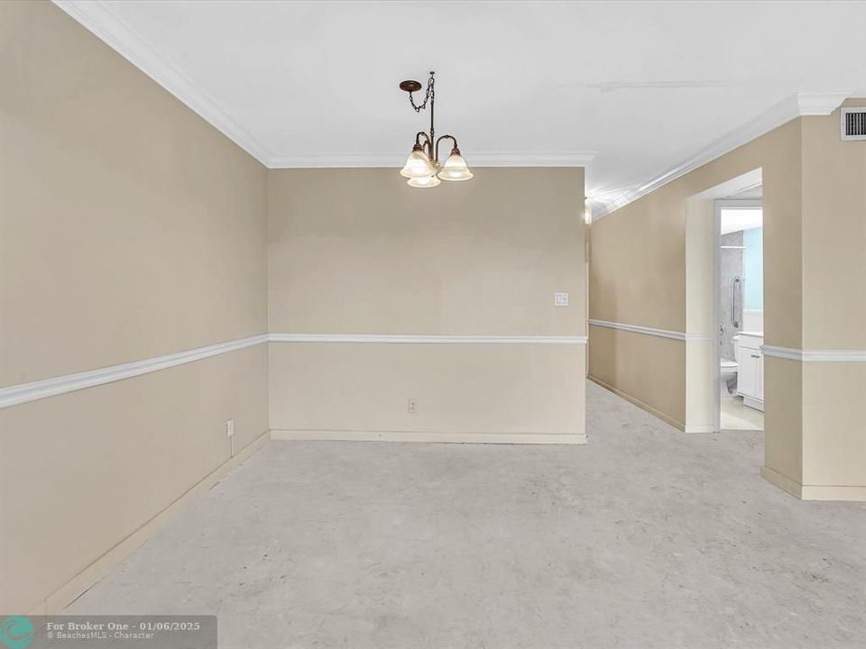 For Sale: $139,000 (2 beds, 2 baths, 1080 Square Feet)