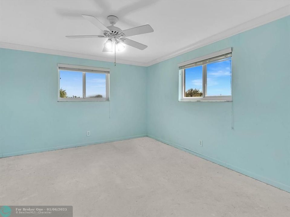 For Sale: $139,000 (2 beds, 2 baths, 1080 Square Feet)