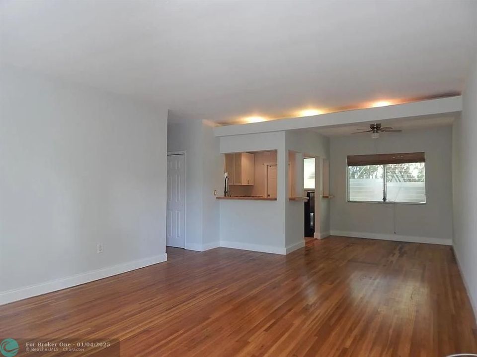 For Rent: $2,250 (2 beds, 2 baths, 0 Square Feet)