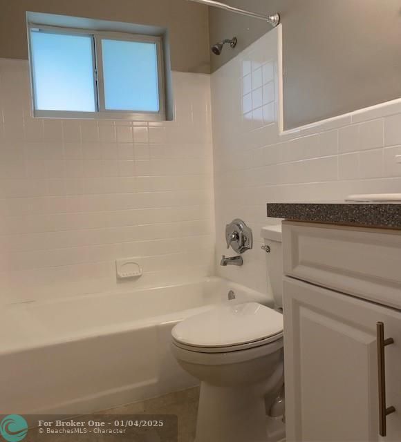 For Sale: $2,100 (2 beds, 2 baths, 1048 Square Feet)