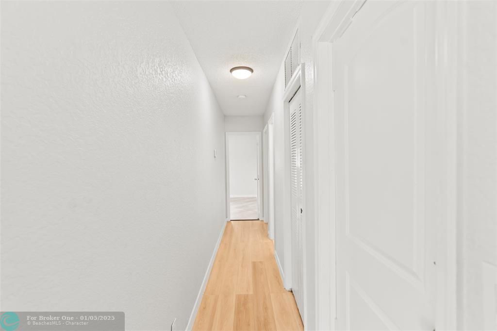 For Rent: $2,750 (2 beds, 2 baths, 1198 Square Feet)