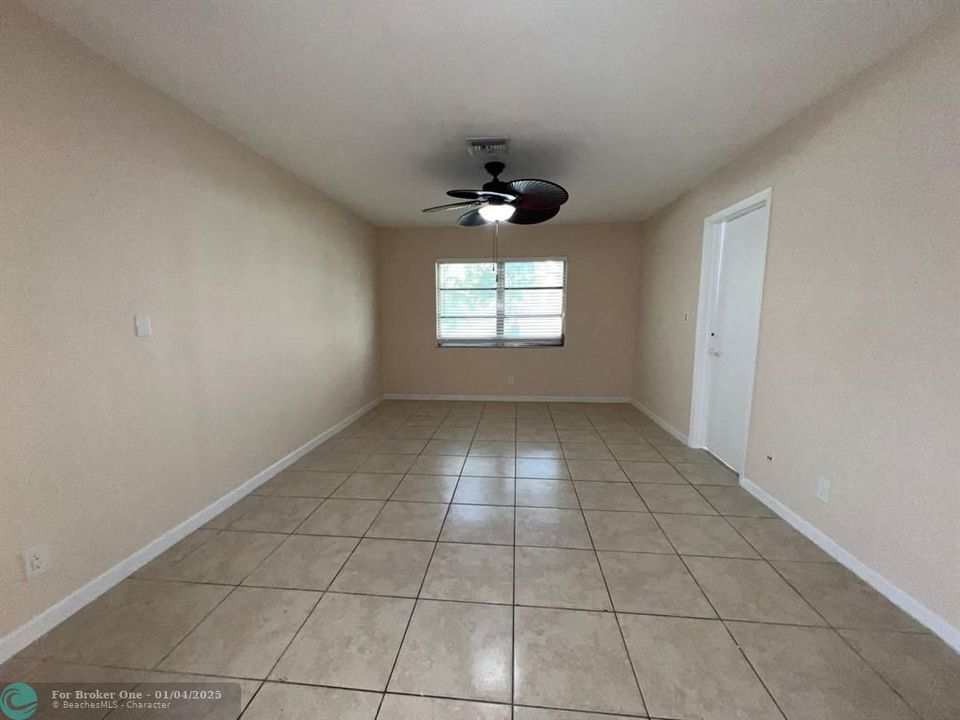 For Sale: $2,950 (3 beds, 2 baths, 0 Square Feet)