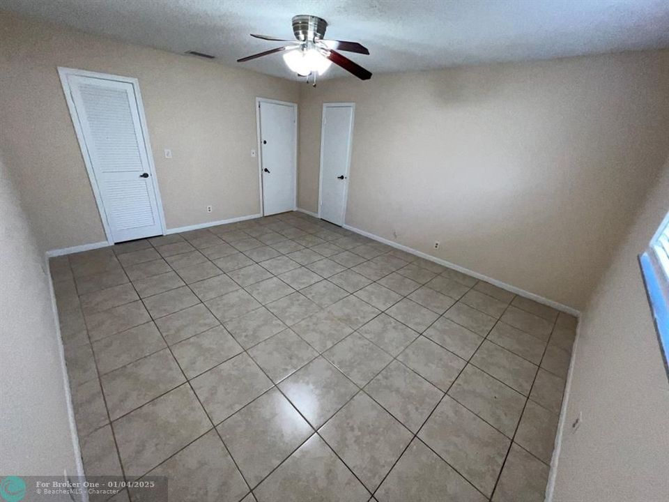 For Sale: $2,950 (3 beds, 2 baths, 0 Square Feet)