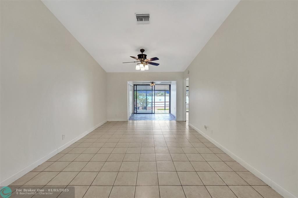 For Rent: $3,500 (3 beds, 2 baths, 1387 Square Feet)