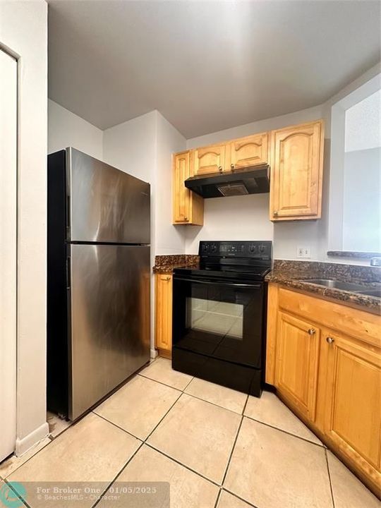 For Rent: $1,950 (2 beds, 2 baths, 1096 Square Feet)