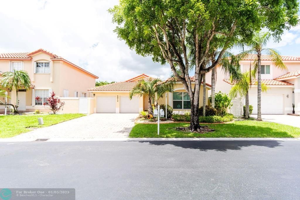 For Sale: $1,119,000 (4 beds, 2 baths, 2178 Square Feet)