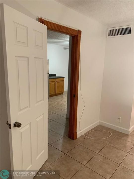 For Rent: $1,500 (1 beds, 1 baths, 580 Square Feet)