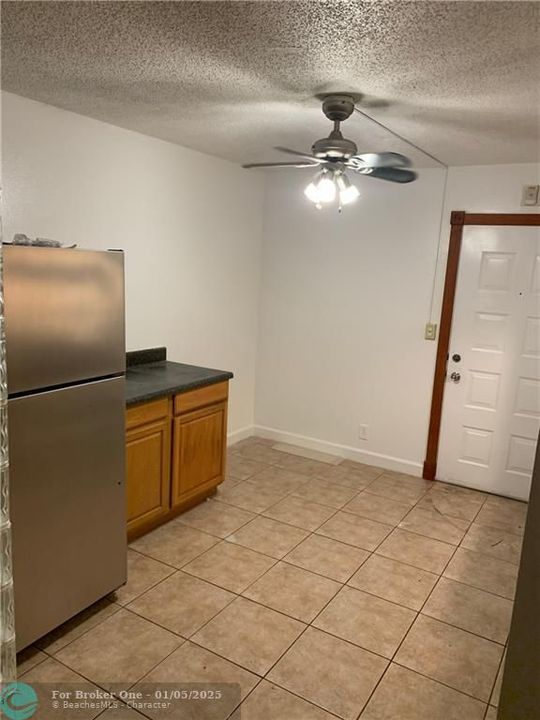 For Rent: $1,500 (1 beds, 1 baths, 580 Square Feet)