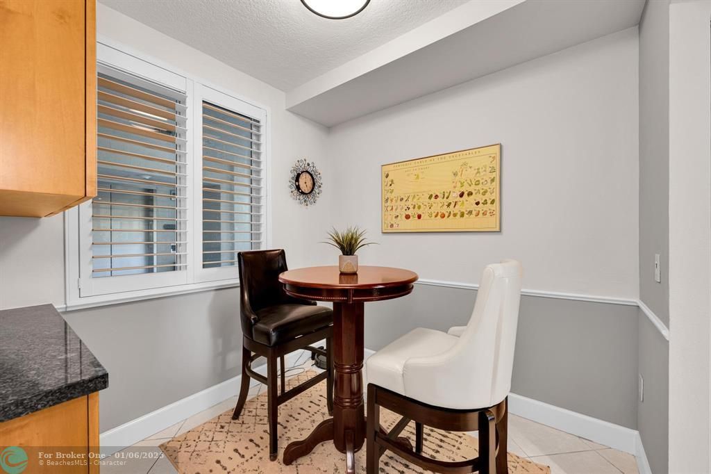 For Sale: $949,000 (2 beds, 2 baths, 1844 Square Feet)