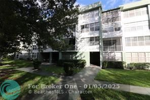 For Sale: $175,000 (1 beds, 1 baths, 780 Square Feet)