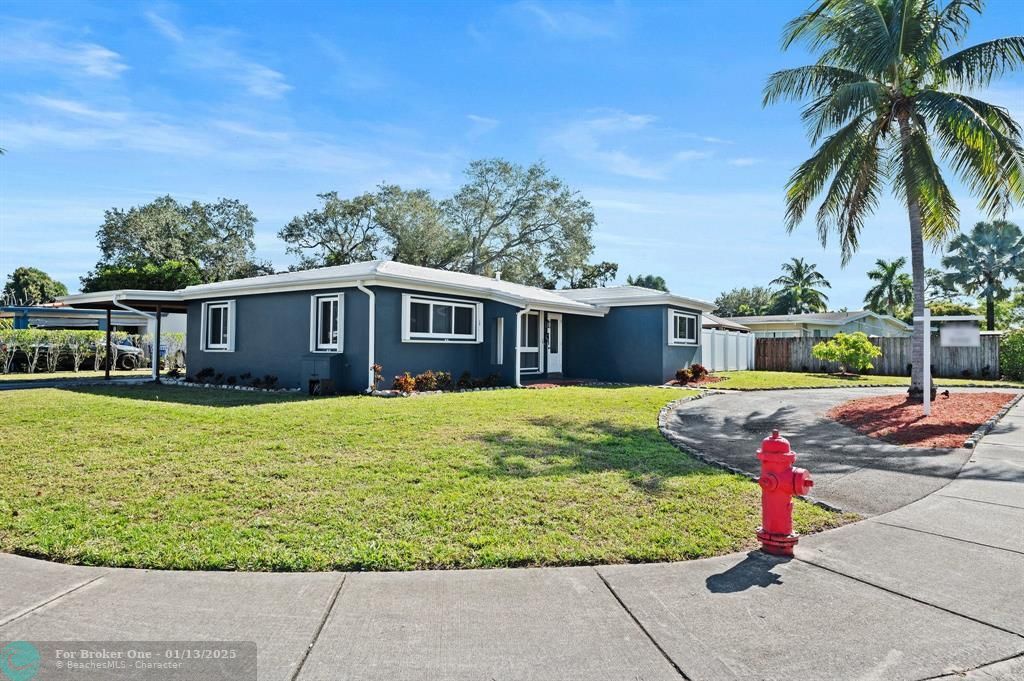 For Sale: $645,000 (3 beds, 2 baths, 1824 Square Feet)