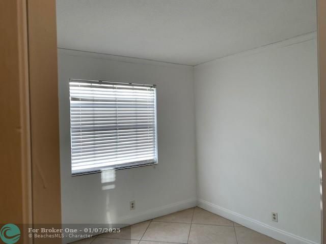 For Rent: $2,650 (3 beds, 2 baths, 1138 Square Feet)