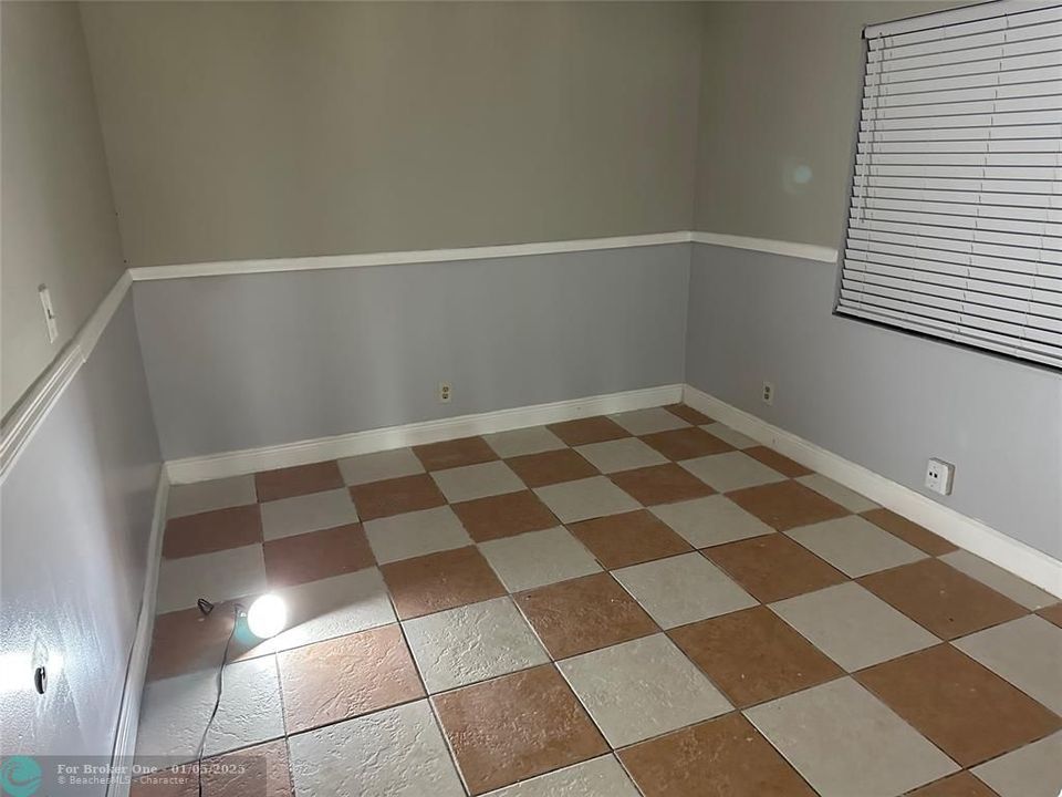 For Rent: $3,400 (3 beds, 2 baths, 1166 Square Feet)